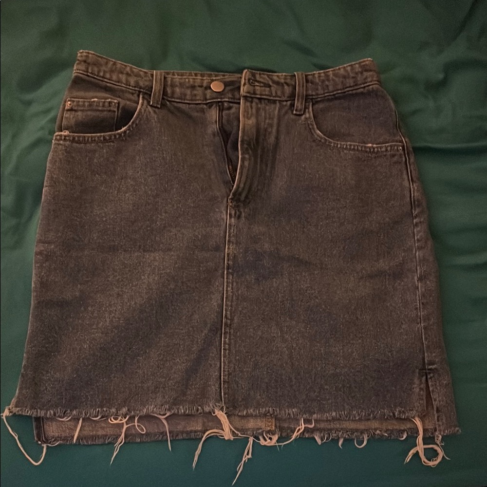 Denim Frayed Hem Skirt